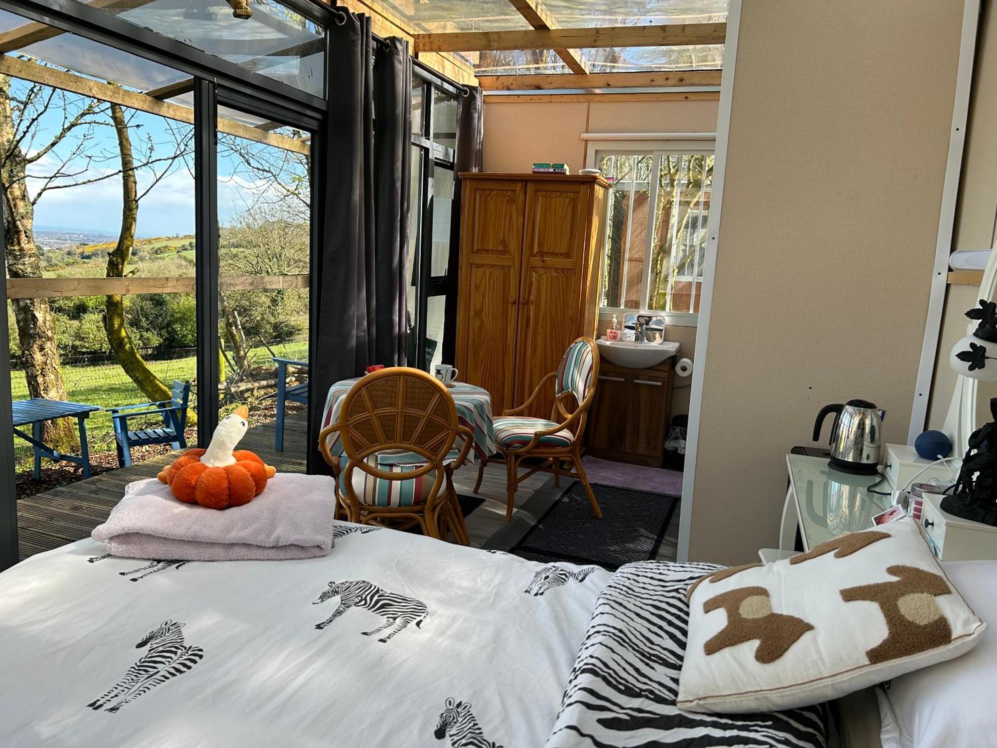 Sky Gazer Cabin In The Woods Dublin Exteriör bild