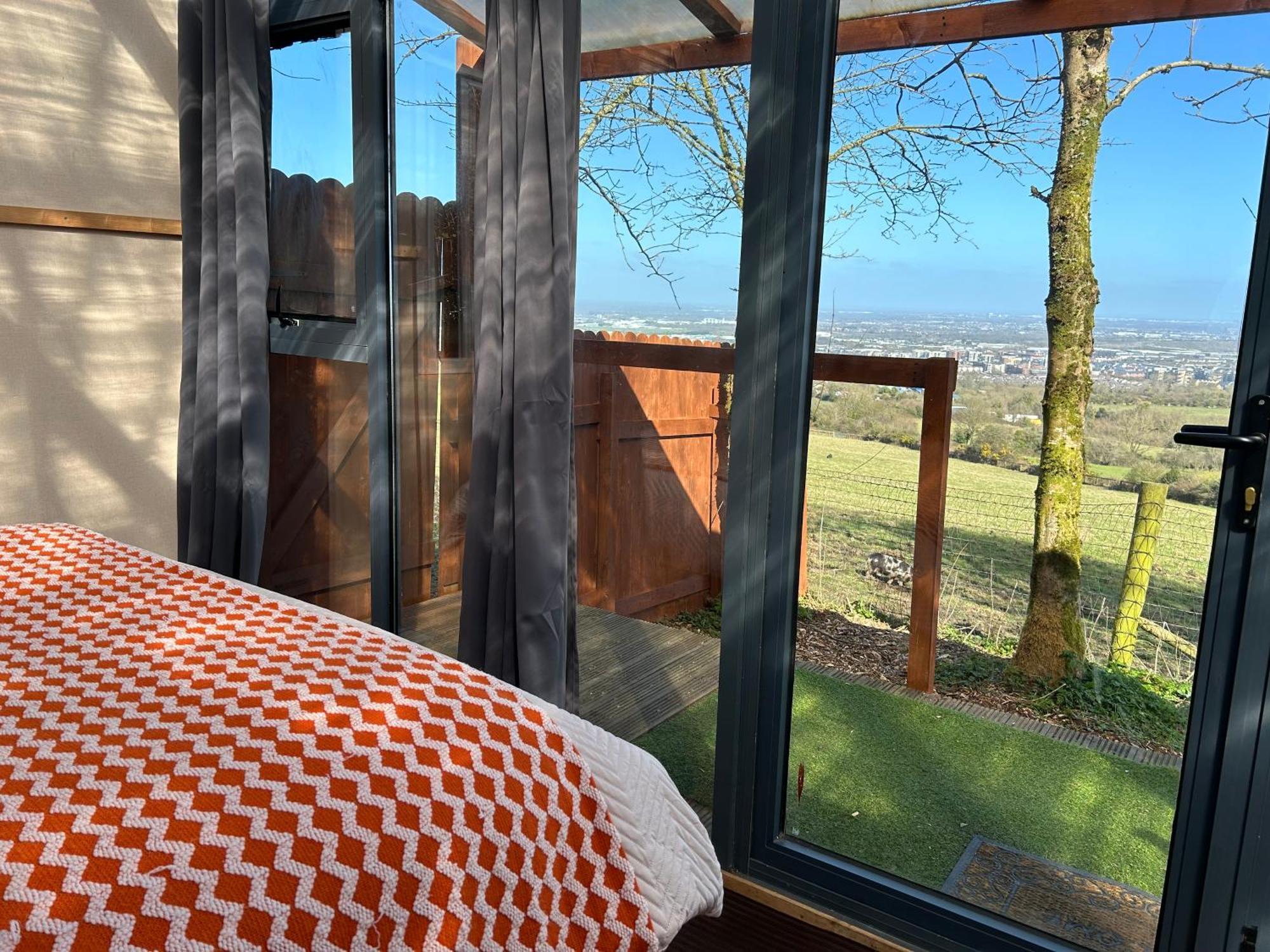 Sky Gazer Cabin In The Woods Dublin Exteriör bild